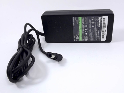Блок питания (зарядное устройство) Sony 120W 6.0x4.4 ORIG
