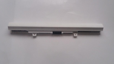 Аккумулятор (батарея) для ноутбука Toshiba Sattelite L50 L50-B C55 14.4V 2200mAh белая OEM